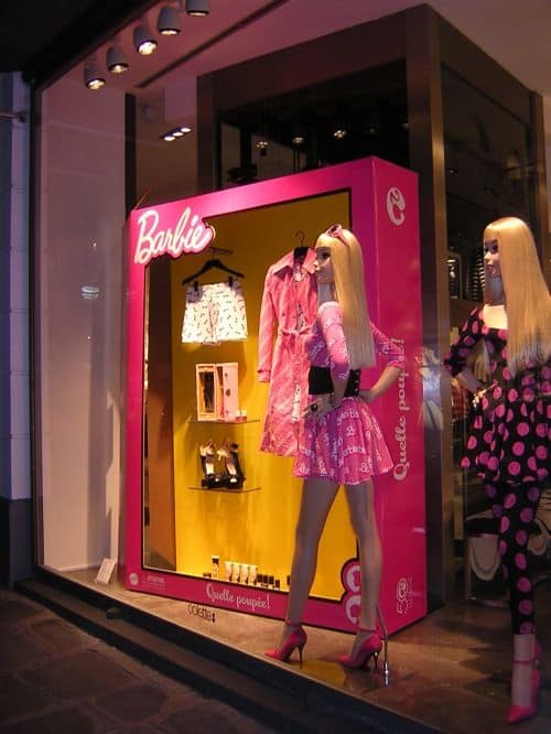 Eventos Barbie Manequi tamaño real 9