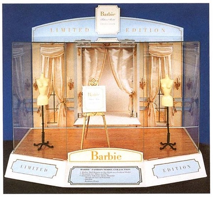 Barbie Fashion Model Collection 2000 Display Case – Retail Version